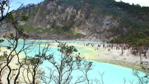 Read more about the article One Day Trip Sunan Ibu, Kawah Putih, Curug Citambur